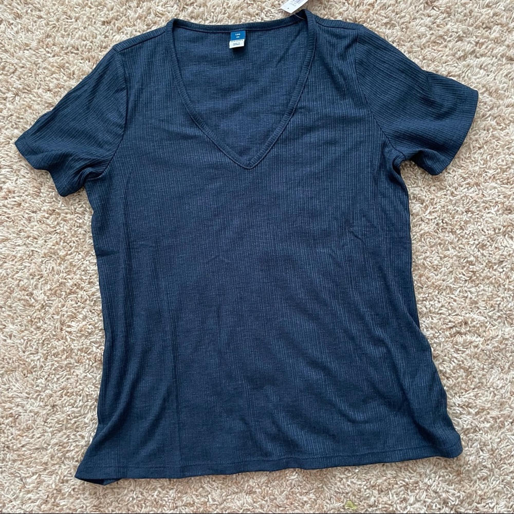 NEW luxe ribbed vneck - Picture 3 of 4